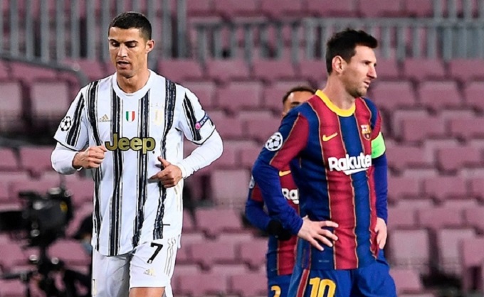 Ronaldo cân bằng thành tích ghi bàn của Messi - Ảnh 1