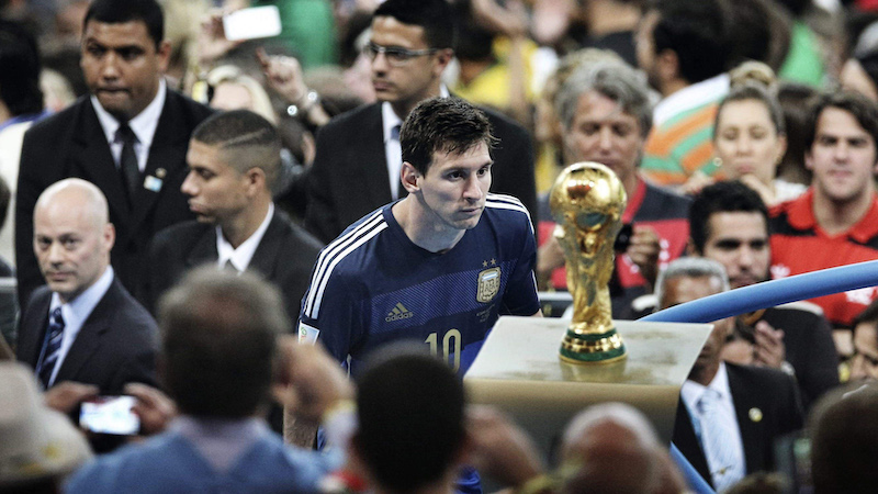 Cựu sao Argentina: “Cả thế giới muốn Messi vô địch World Cup” - Ảnh 1
