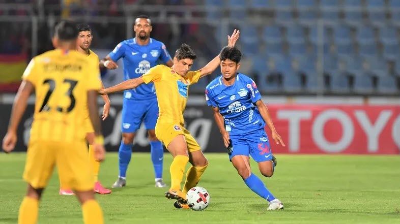 Soi kèo bóng đá Thái Lan hôm nay 5/11: Chiangrai vs Chonburi - Ảnh 1