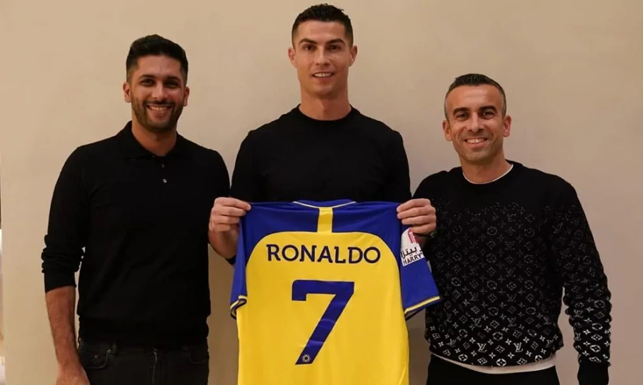 Ronaldo có thể sớm trở lại Ngoại hạng Anh - Ảnh 1