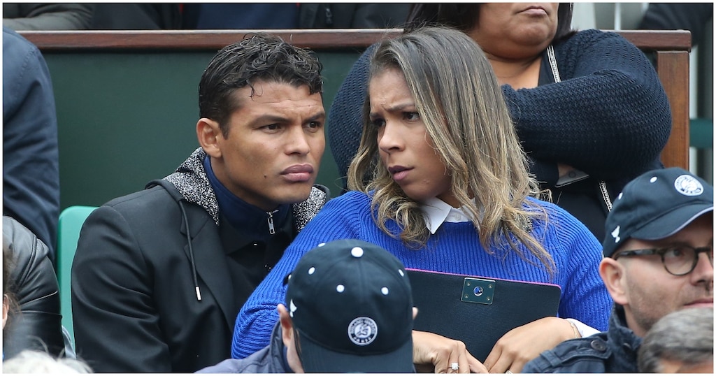 Vợ Thiago Silva chỉ trích dữ dội các cầu thủ Chelsea - Ảnh 1