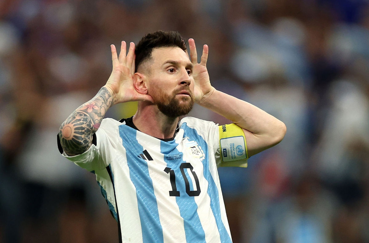 Messi hối hận vì chế nhạo HLV Louis Van Gaal - Ảnh 2