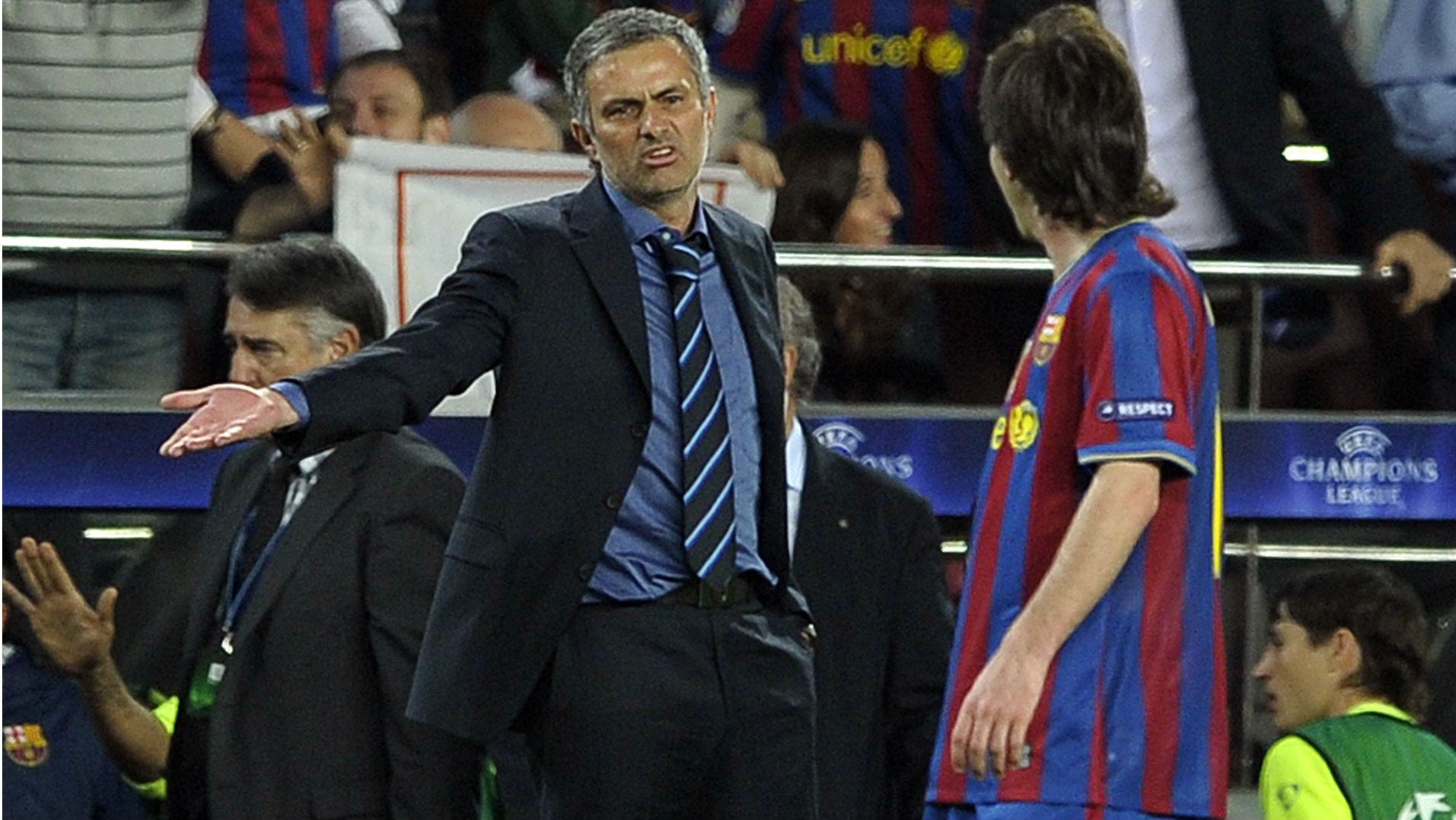PSG muốn đưa Mourinho về làm thầy của Messi - Ảnh 1