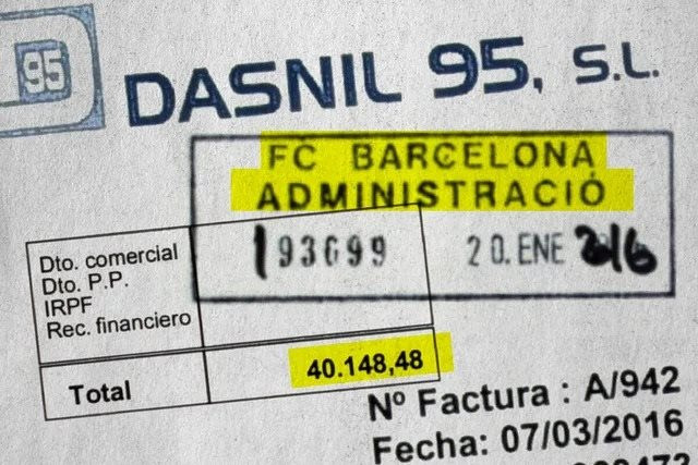 Đang tràn trề cơ hội vô địch, Barca vẫn có thể xuống hạng vào cuối mùa - Ảnh 1