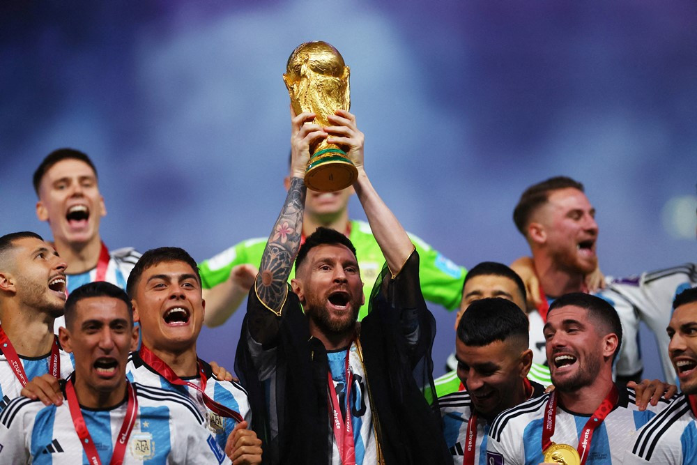 Đệ cứng Messi: “Người Pháp biết về nước hoa nhiều hơn bóng đá” - Ảnh 1