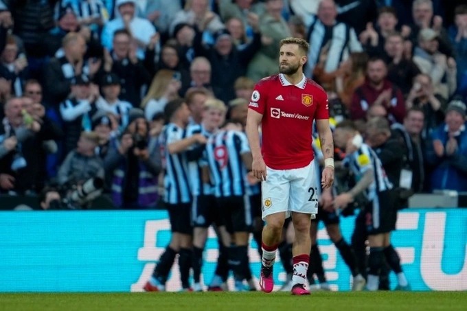 Luke Shaw thừa nhận một sự thật sau thất bại trước Newcastle - Ảnh 1