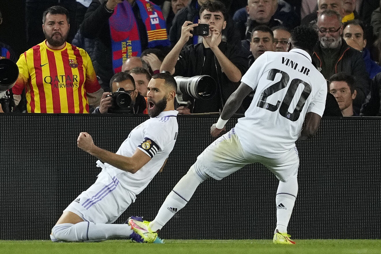 Lập hat-trick tại Camp Nou, Benzema chính thức đi vào lịch sử El Clasico - Ảnh 2