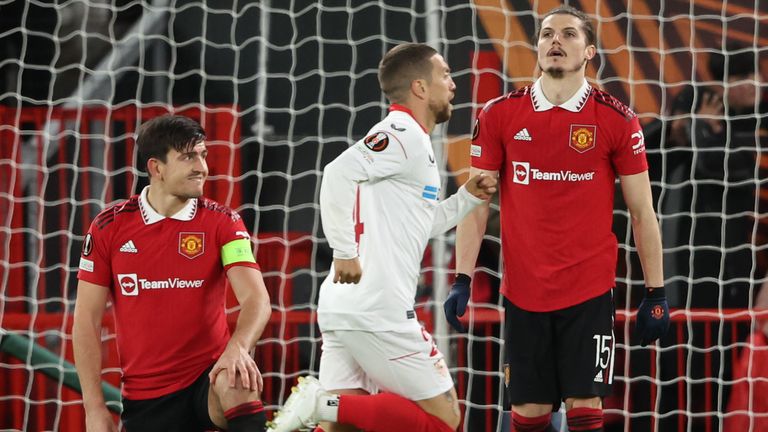 Man United tan nát lực lượng sau trận hòa Sevilla - Ảnh 1