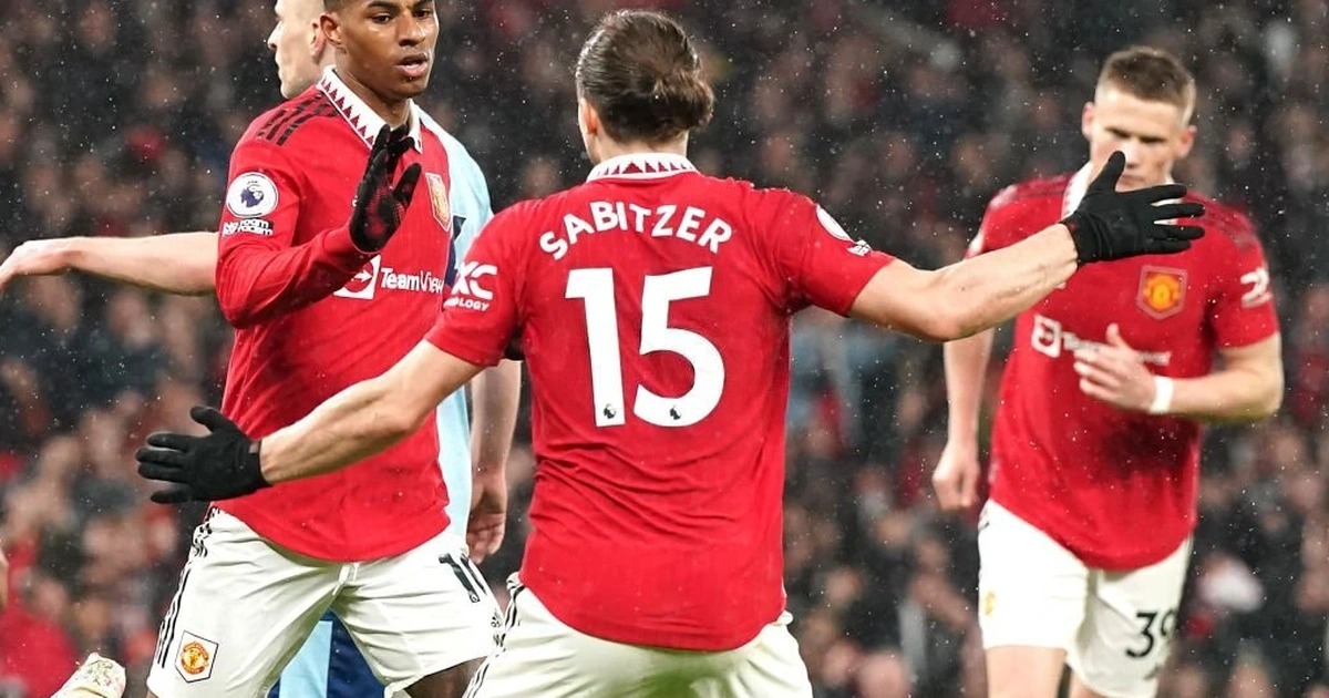 Sabitzer ngả mũ thán phục 3 cầu thủ của Man United - Ảnh 3