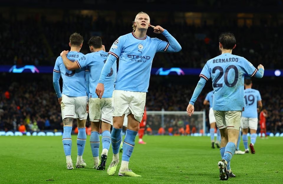 Bản tin tối 21/4: Man City treo khủng “ăn ba”; Juventus chế nhạo Man United - Ảnh 1