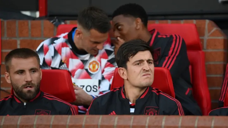 Muốn ở lại Man United, Maguire buộc phải chấp nhận một điều kiện - Ảnh 2