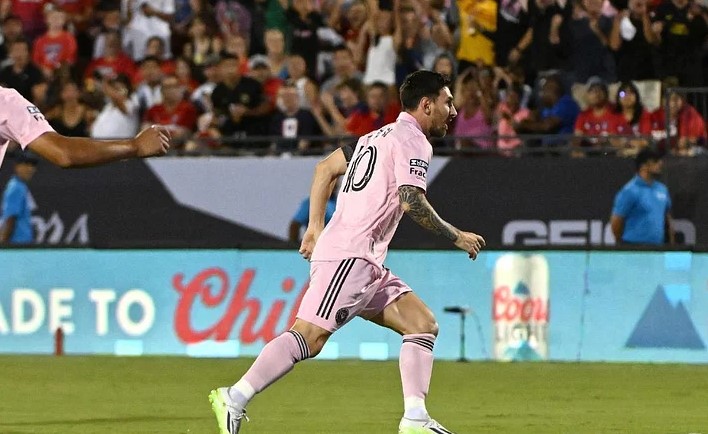 Messi rực sáng với siêu phẩm, đưa Miami vào tứ kết League Cup - Ảnh 2