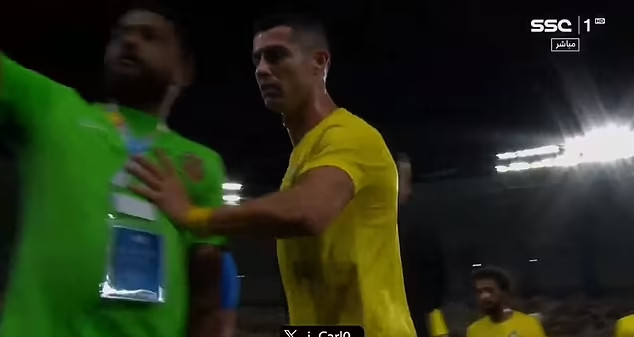 Đưa Al Nassr dự C1, Ronaldo vẫn gây phẫn nộ vì hành vi 