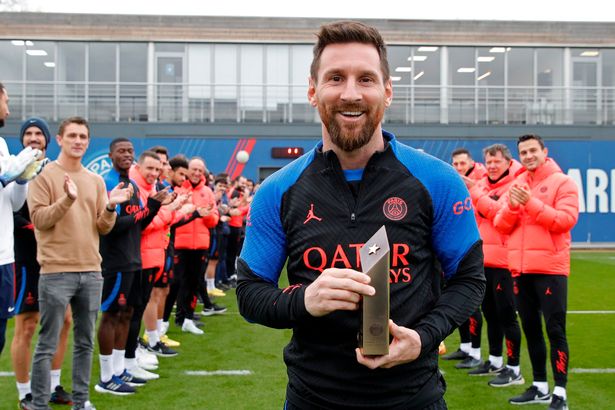 CĐV của PSG chính thức lên tiếng, tố cáo Messi 'dối trá