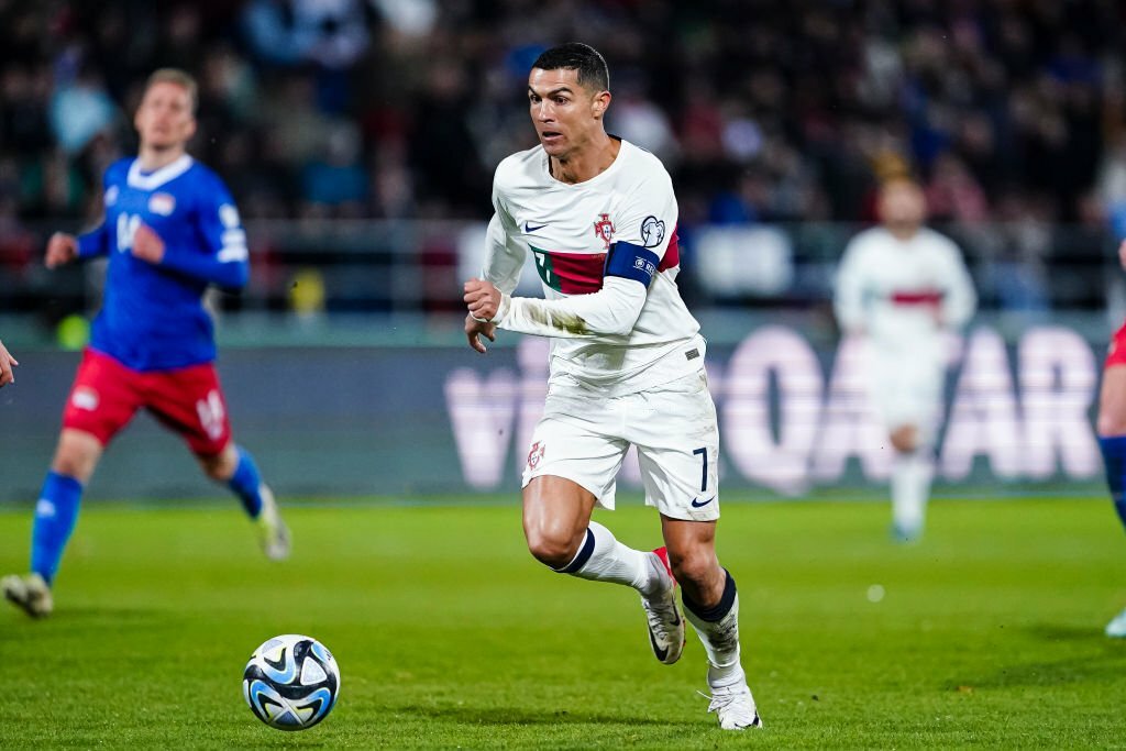 Liechtenstein 0-2 Bồ Đào Nha: Ronaldo tự phá kỷ lục ghi bàn ở cấp tuyển - Ảnh 1