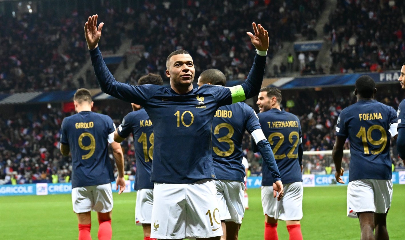 Pháp 14-0 Gibraltar: Mbappe 'farm gà' còn hơn Ronaldo - Ảnh 1