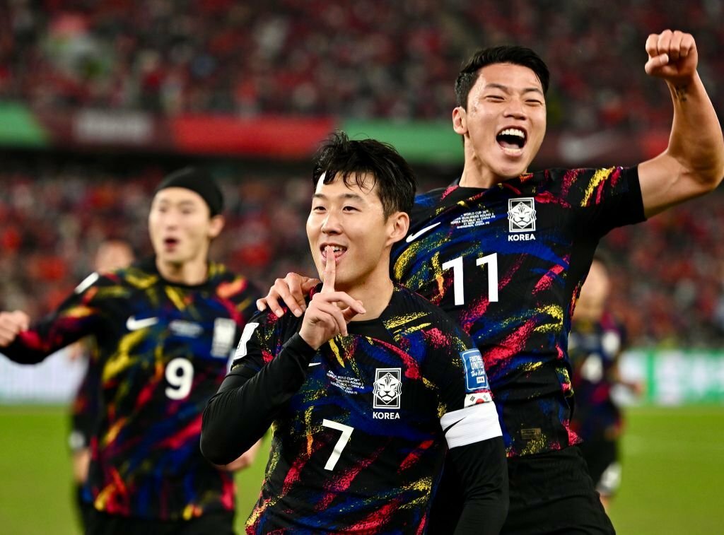 Show diễn của Son Heung-min: 2 bàn thắng, 1 kiến tạo giúp Hàn Quốc đánh bại Trung Quốc - Ảnh 1