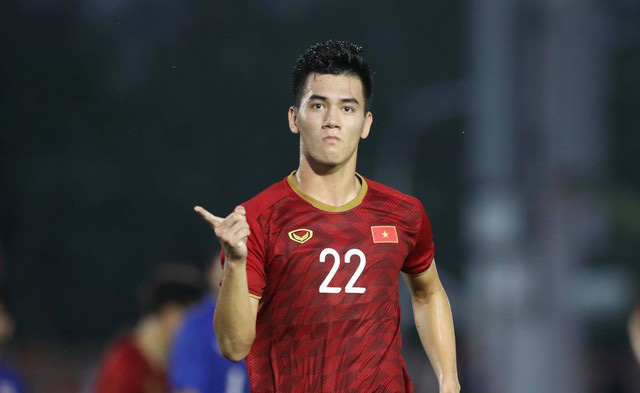 Nguyễn Tiến Linh – Trung phong số 1 của bóng đá Việt Nam - Ảnh 2