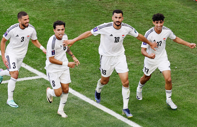 Nhật Bản bất ngờ hứng chịu thất bại trước Iraq ở Asian Cup 2023 - Ảnh 1