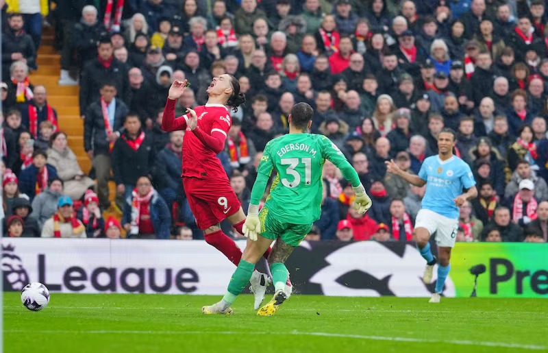 5 điểm nhấn Liverpool 1-1 Man City: Chiêu mới của Pep; Ngư ông đắc lợi - Ảnh 3