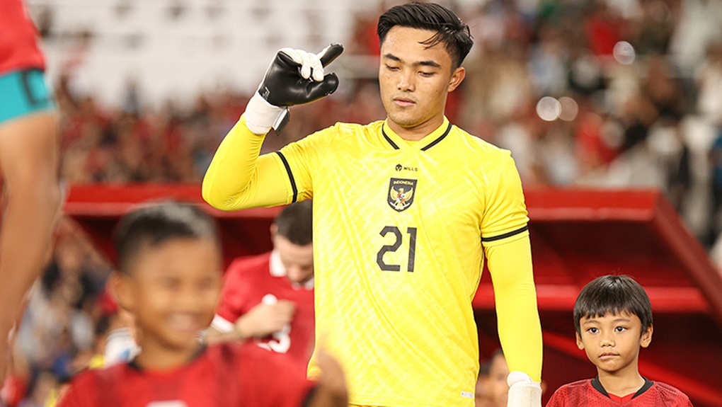 Indonesia triệu tập gấp thủ môn số 1 sang Việt Nam - Ảnh 1