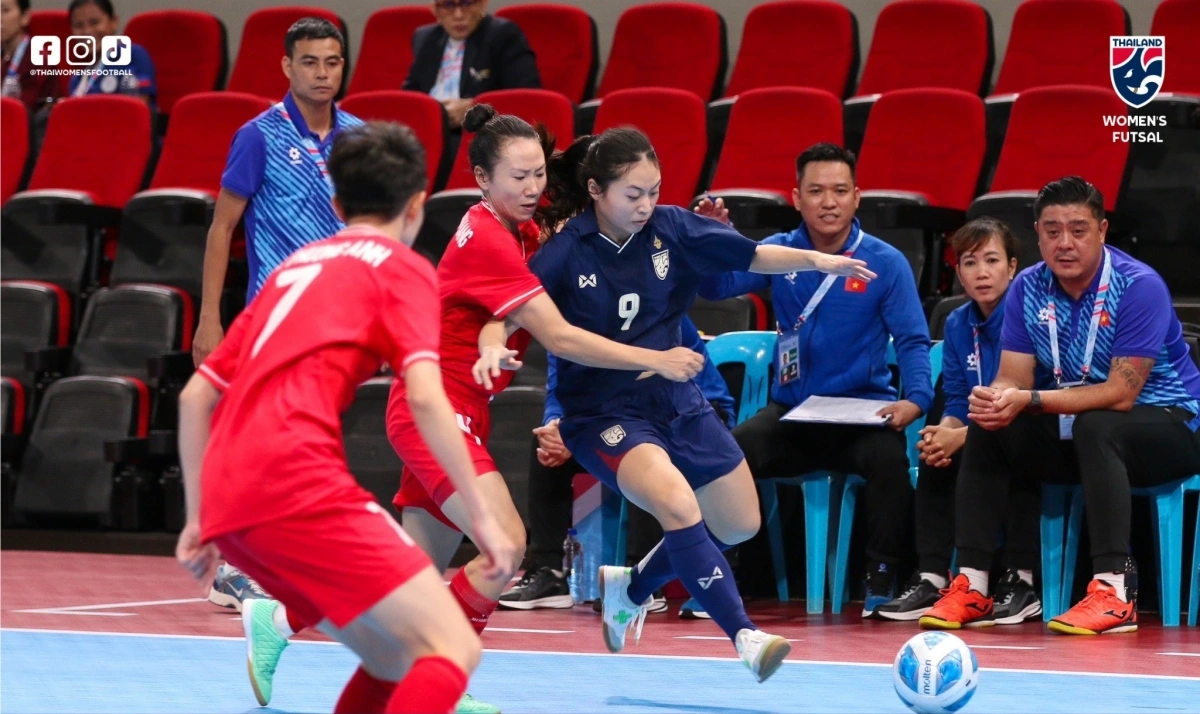 Xuất sắc đánh bại Thái Lan, tuyển futsal nữ Việt Nam vô địch Đông Nam Á - Ảnh 1