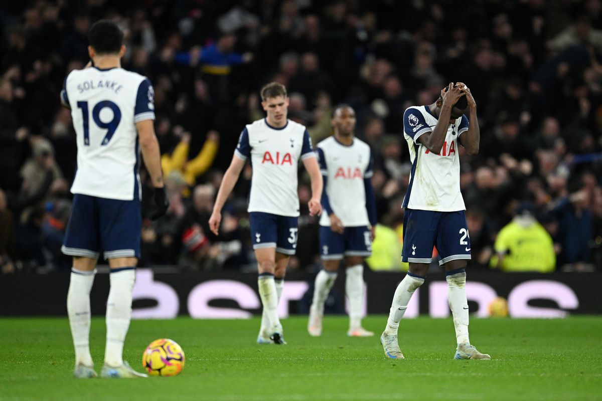 Chấm điểm Tottenham 3-4 Chelsea: Không ai sáng hơn Cole Palmer - Ảnh 1