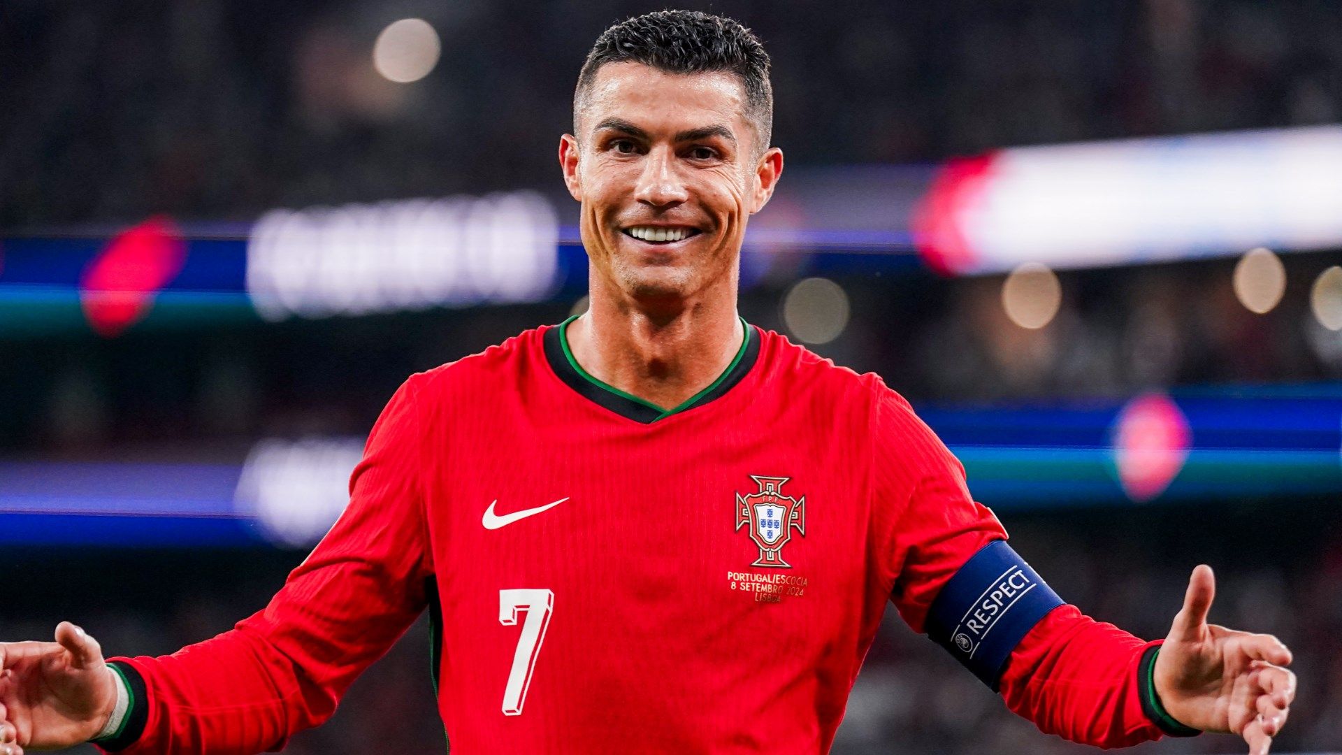 Thương hiệu của Cristiano Ronaldo đạt giá trị kỷ lục khi bước sang tuổi 40 - Ảnh 1