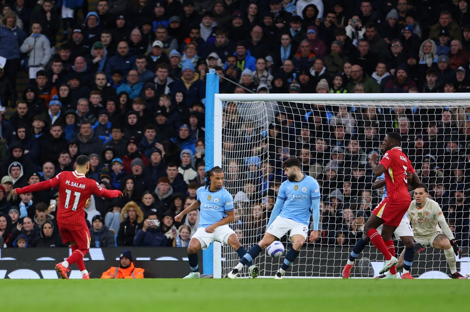 Mohamed Salah phá vỡ 6 kỷ lục khi tỏa sáng giúp Liverpool thắng Man City - Ảnh 1