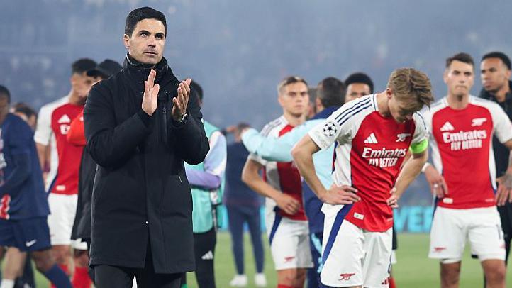 HLV Mikel Arteta tuyên bố bất ngờ khi Arsenal bị loại - Ảnh 1
