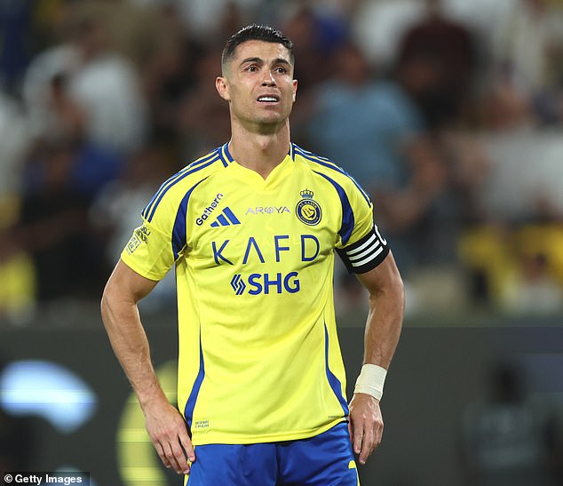 Ronaldo ám chỉ chia tay Al Nassr - Ảnh 1