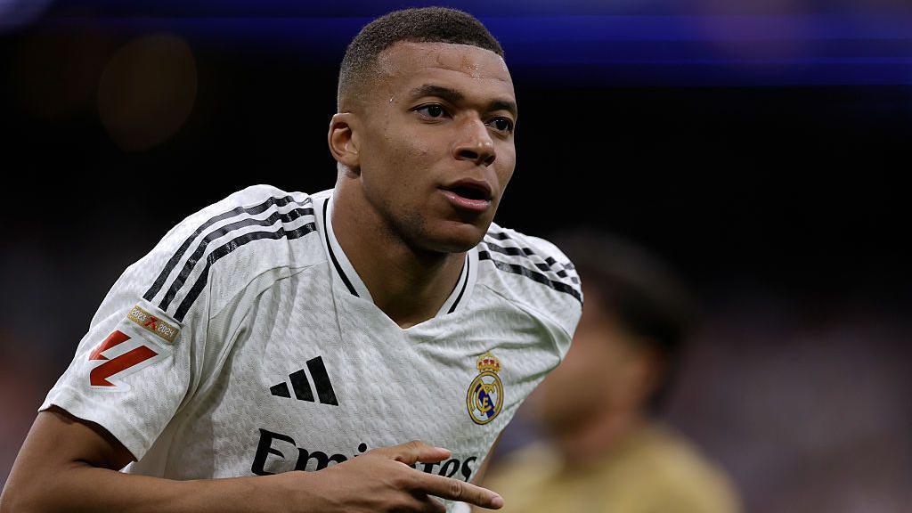 Top 10 ngôi sao sáng giá ở FIFA Club World Cup - Ảnh 1