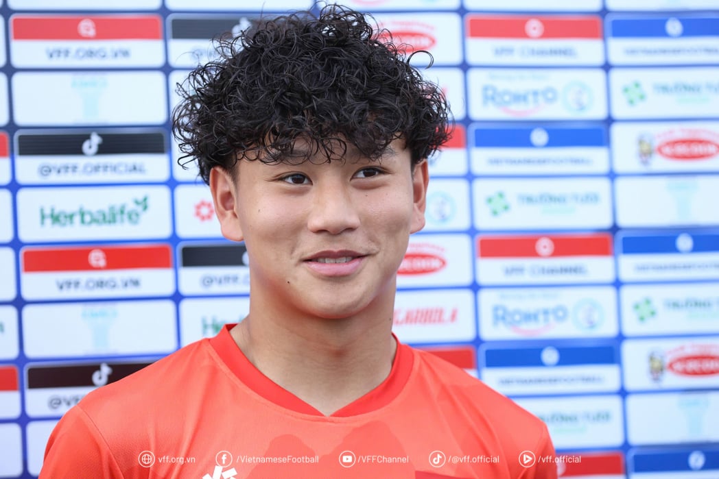 HLV Kim Sang Sik gạch tên Việt kiểu khỏi danh sách U23 Việt Nam - Ảnh 2