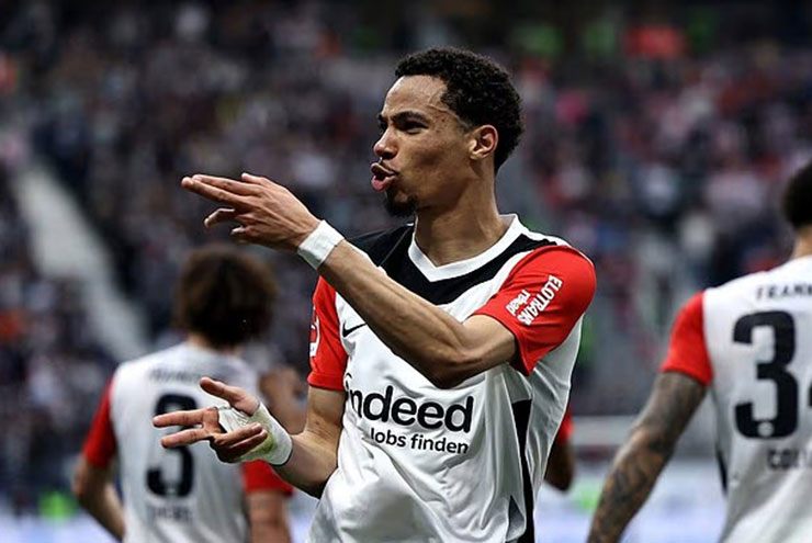 Liverpool mua xong Hugo Ekitike, nâng tổng chi lên gần 300 triệu bảng - Ảnh 1