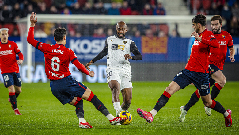 Kèo vàng bóng đá Osasuna vs Valencia, 22h00 ngày 24/8: Đối thủ khó chịu - Ảnh 1
