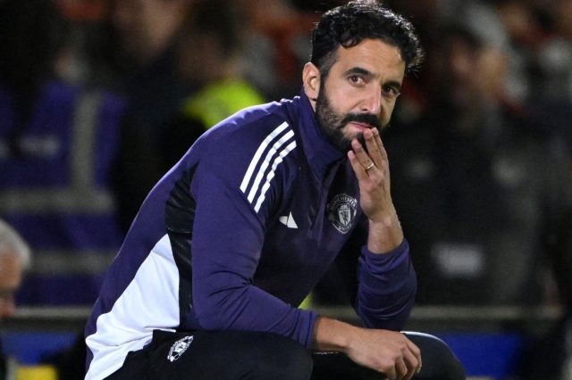 MU cân nhắc tương lai của HLV Ruben Amorim - Ảnh 1