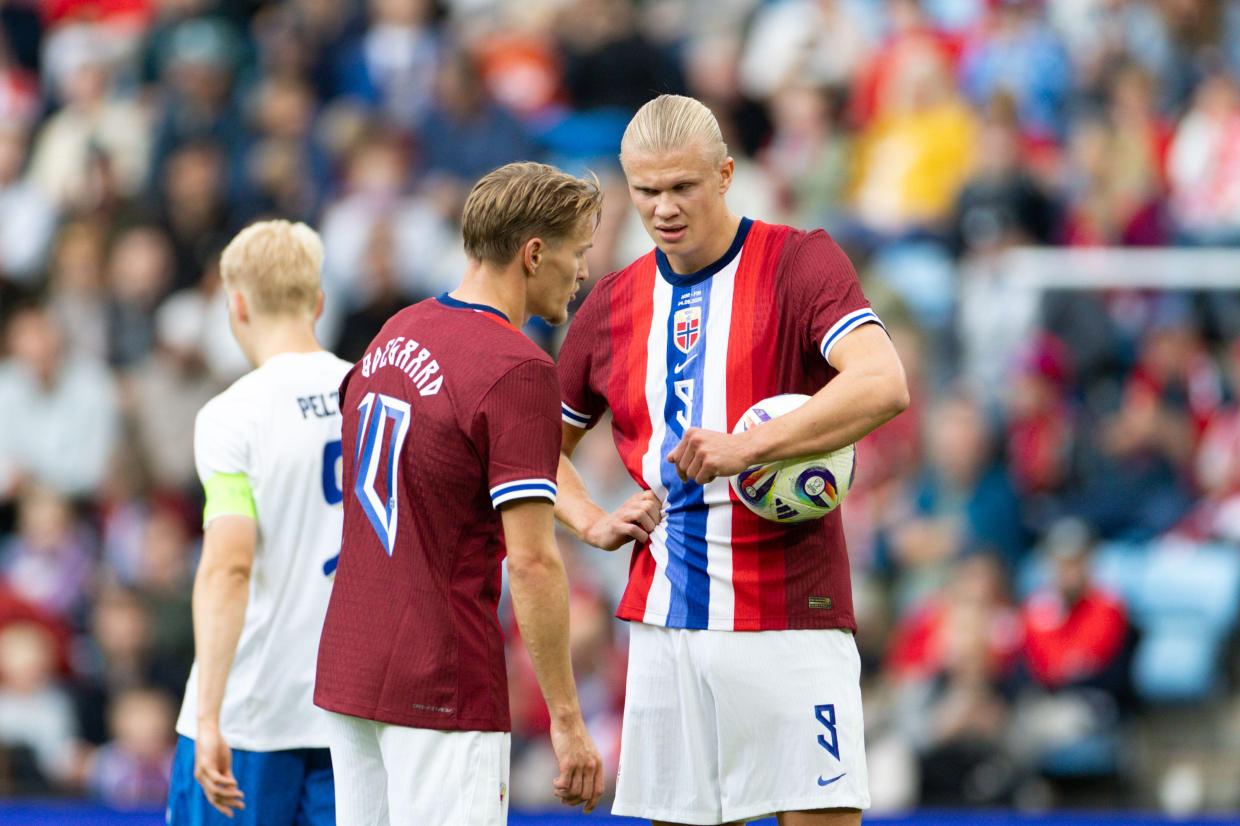 Erling Haaland khâu ba mũi sau tai nạn hy hữu với xe bus - Ảnh 1