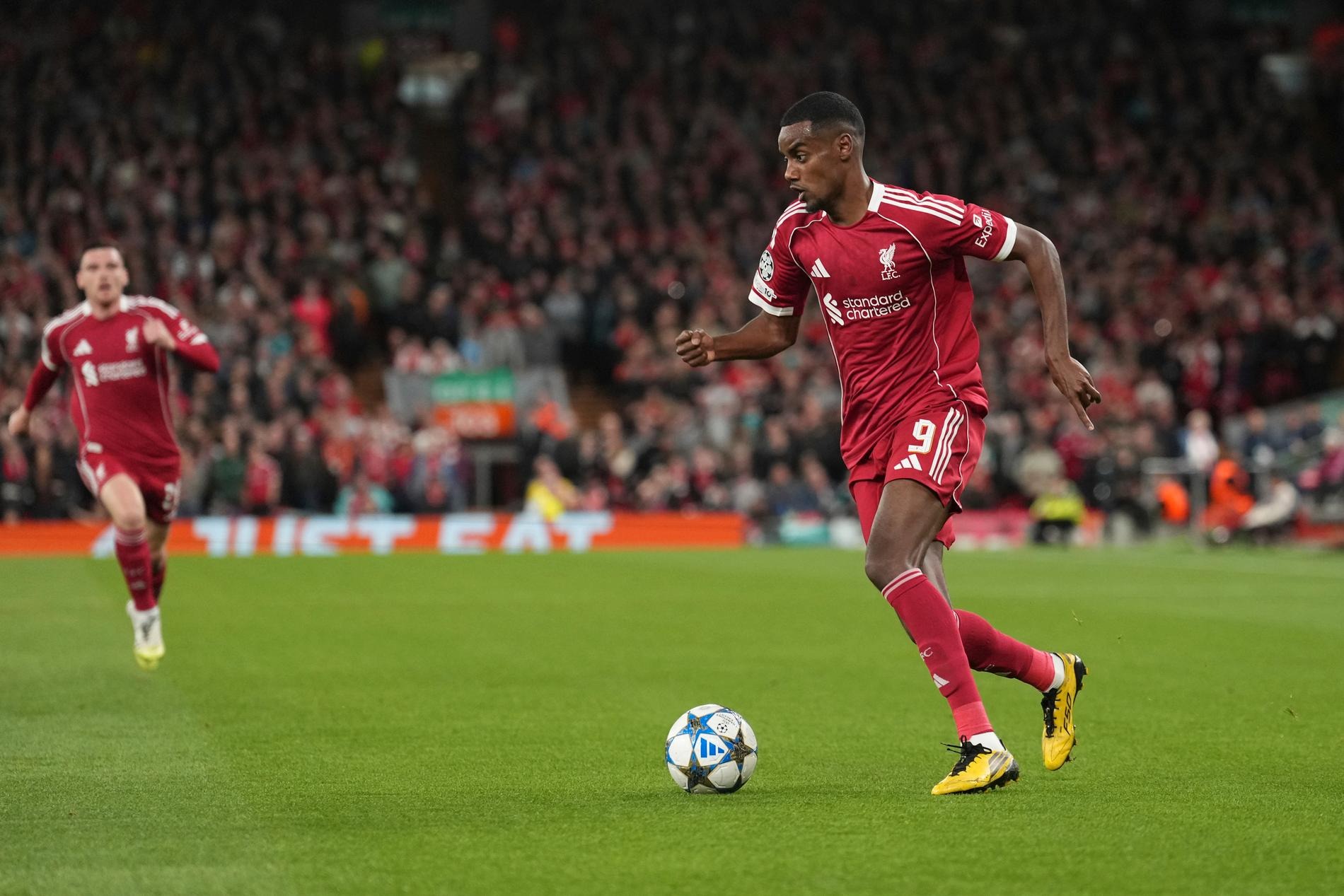 Alexander Isak thi đấu như thế nào trong trận ra mắt Liverpool? - Ảnh 1