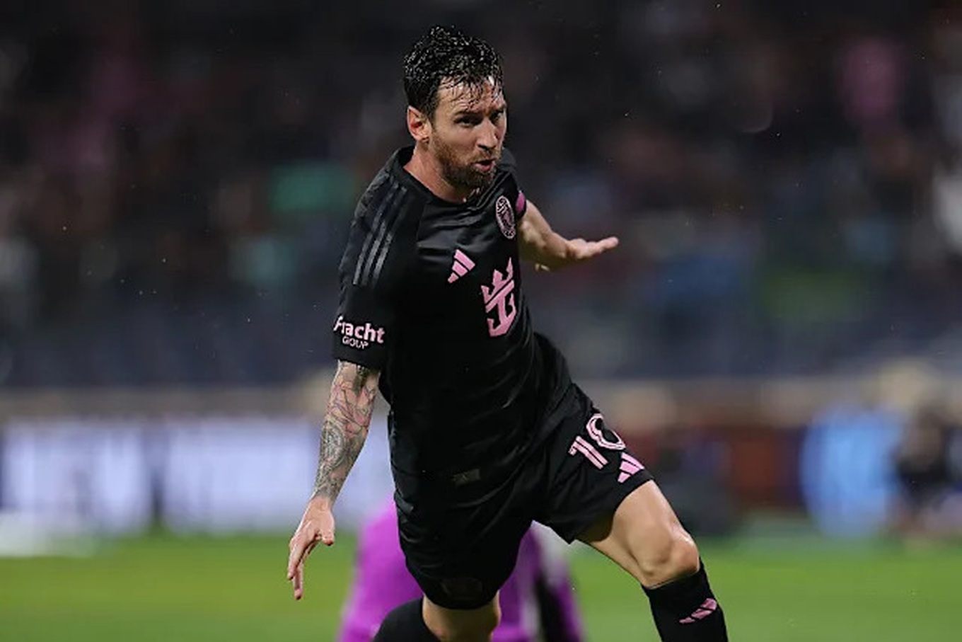 Messi lập cú đúp, Inter Miami giành vé vào vòng play-off - Ảnh 1