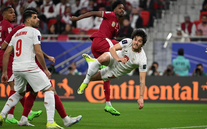 Nhận định, soi kèo Qatar vs UAE, 0h00 ngày 15/10: Giữ chắc ngôi đầu - Ảnh 8
