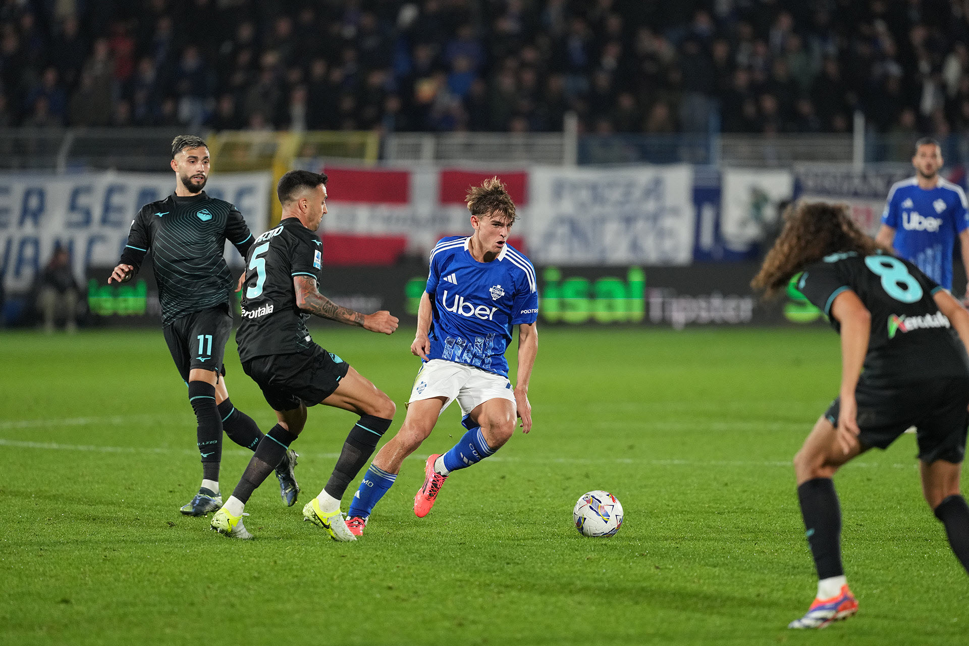 Nhận định, soi kèo Como vs Verona, 00h30 ngày 30/10: Trận đấu tẻ nhạt - Ảnh 1