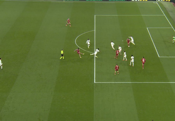 VAR gây phẫn nộ ở trận Liverpool gặp Real Madrid  - Ảnh 1