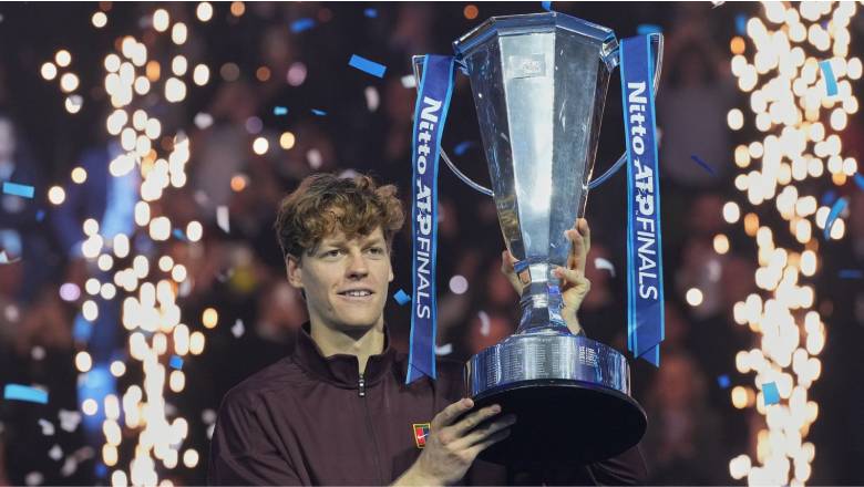 Đánh bại Alcaraz, Sinner chính thức vô địch ATP Finals 2025 - Ảnh 1