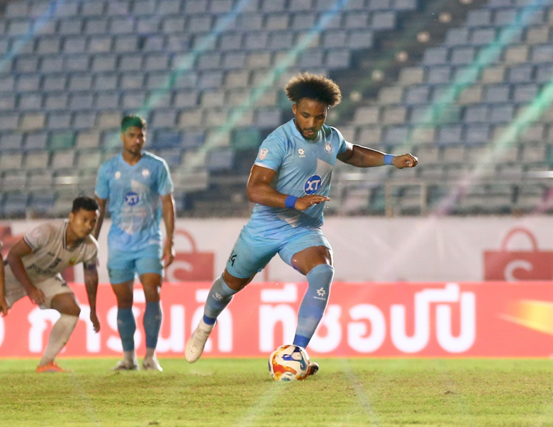 Xuân Son ghi hat-trick, Nam Định thắng vùi dập tại Shopee Cup - Ảnh 1