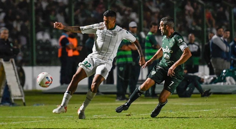 Chuy&ecirc;n gia Joaquin Alvarez dự đo&aacute;n Banfield vs Sarmiento Junin, 5h00 ng&agrave;y 29/07 - Ảnh 3