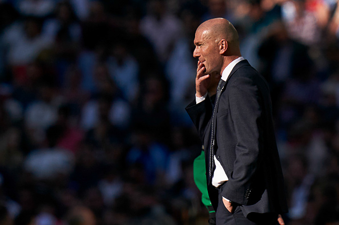 Zidane bất lực trước đống tro tàn Real Madrid