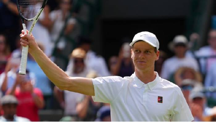 Sinner thắng thần tốc trận ra quân Wimbledon 2025
