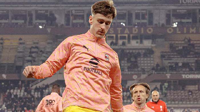 Siêu máy tính dự đoán Cagliari vs AC Milan, 2h45 ngày 3/1