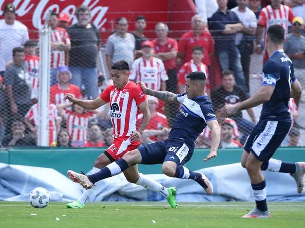 Nhận định, soi kèo Instituto Cordoba vs Gimnasia La Plata, 6h15 ngày 3/6: Tiếp đà bất bại