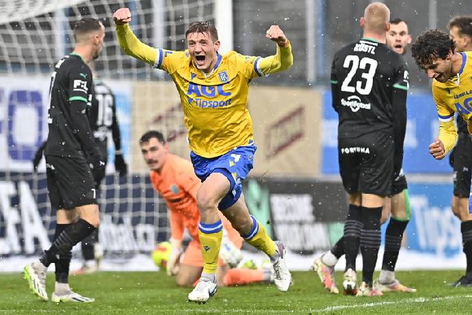 Nhận định, soi kèo Teplice vs Bohemians, 22h00 ngày 2/8: 3 điểm cho khách Nhận định, soi kèo Teplice vs Bohemians, 22h00 ngày 2/8: 3 điểm cho khách